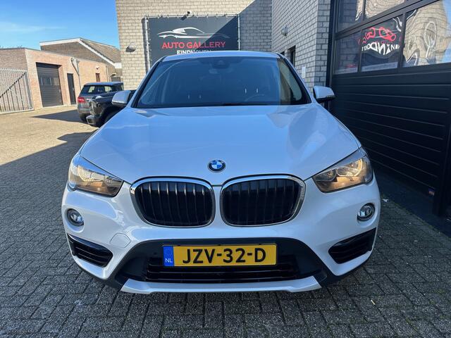 BMW X1 sDrive18i High Executive *NAVI*STOEL VERW*TREKHAAK*CRUISE-CONTROL*