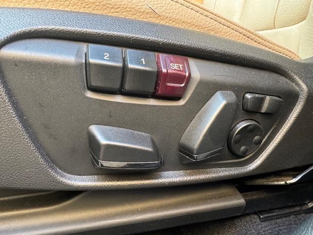 BMW X1 sDrive20i High Executive Leer, Trekhaak, Panoramadak, El. stoelen, Camera, Apple Carplay, Adaptief Cruise conytrolComfort access, enz