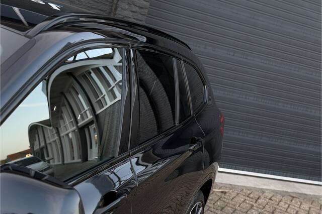 BMW X1 xDrive25e M-Sport | Sportleder | Camera | Stoel + Stuurverwarming | Adaptive Cruise