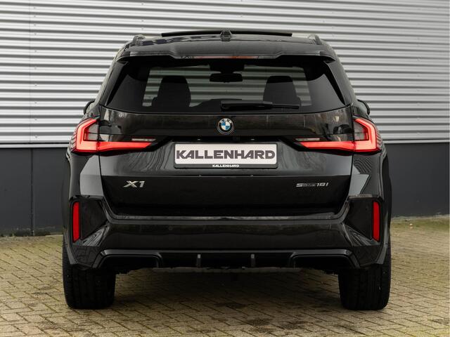 BMW X1 sDrive18i M-Sport - Pano - Trekhaak - Memoryzetel - Harman Kardon