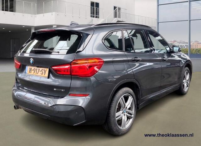 BMW X1 sDrive18i High Executive M-Sport Automaat
