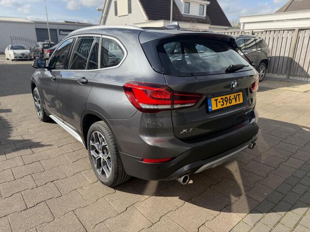 BMW X1 sDrive20i High Executive Adapt.Cruise BMW X1 sDrive20i High Executive 3091km