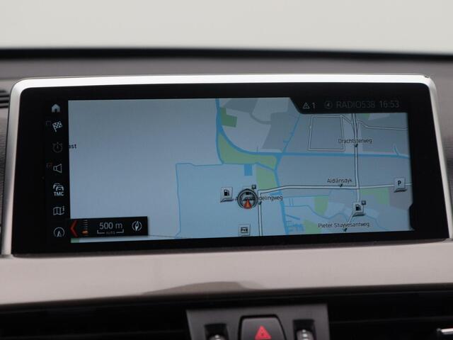 BMW X1 sDrive20i 192 Pk High Executive | Trekhaak | Leder | Cruise Control | Full LED | Stoelverwarming | Navigatie | 18 inch