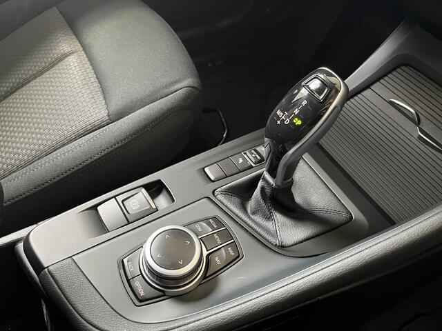 BMW X1 sDrive18i Automaat | Trekhaak | Stoelverwarming | PDC | Navi | 2 jaar BMW Garantie |