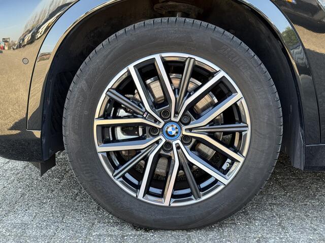 BMW X1 xDrive25e | M-Sport | Camera | Stoel + stuurverw. | Harman/kardon