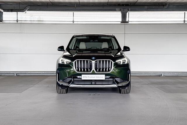 BMW X1 xDrive25e | Actiefstoelen voor | Glazen panoramadak