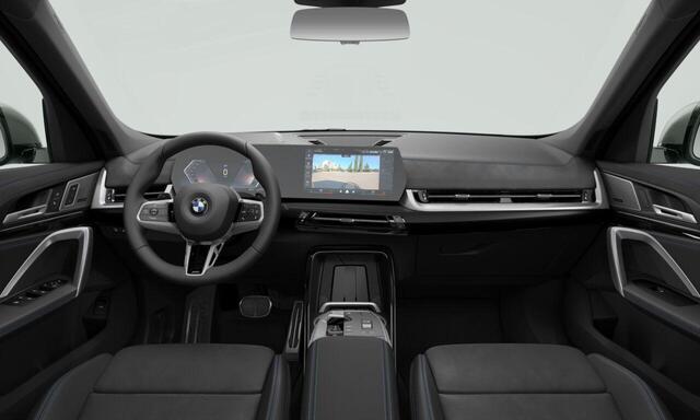 BMW X1 xDrive23i High Executive | M Sportpakket Pro | Innovation Pack | Driving Assistant Professional | Travel Pack | Harman Kardon | Comfort Pack | Trekhaak