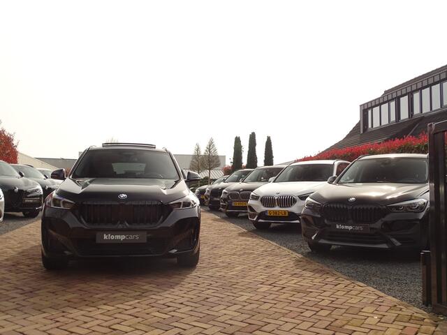 BMW X1 xDrive23i | M-Sport | Harman/Kardon | Panoramadak | Head-up | Full Options!