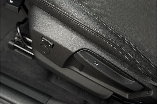 BMW X1 xDrive25e M-Sport | Head-Up | Camera | Adaptief LED | PDC V+A | Adaptieve Cruise