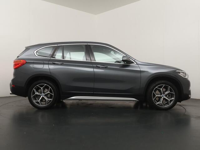 BMW X1 sDrive20i High Executive | X Line | Sportstoelen | Media Pack |