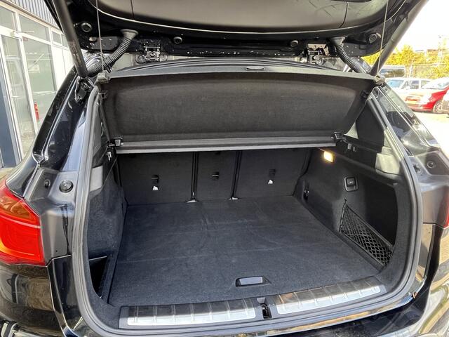 BMW X1 sDrive20i High Executive 192pk/141kW Automaat | Panodak | Afneembare trekhaak | Vol leder | Camera | Elektr. achterklep | Head-Up display | etc. etc.