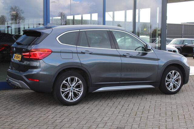 BMW X1 sDrive18i Automaat Executive X-Line Sportstoelen 18'' NAVI TREKHAAK