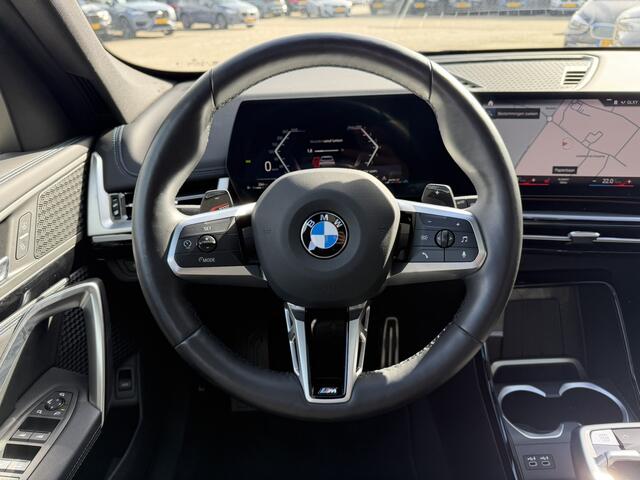 BMW X1 sDrive20i M Sport Premium Pack Panoramadak Trekhaak Keyless Entry Stoelverwarming Adaptieve LED