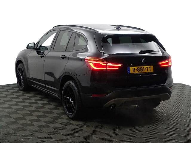 BMW X1 sDrive18i M Sport Aut- Sport leder Interieur, Sfeerverlichting, Camera, Xenon Led, Stoelverwarming