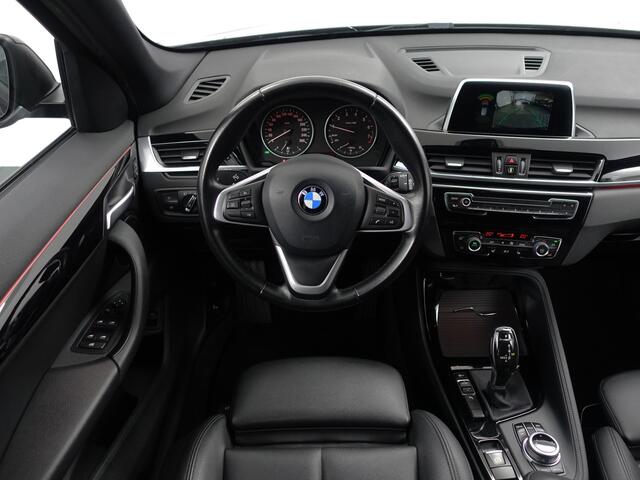 BMW X1 sDrive18i M Sport Aut- Sport leder Interieur, Sfeerverlichting, Camera, Xenon Led, Stoelverwarming
