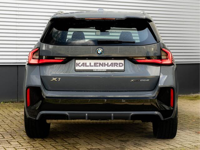 BMW X1 xDrive25e M-Sport - Pano - Trekhaak - Driving Ass Prof - Head-up