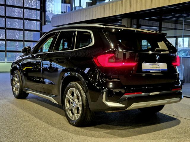 BMW X1 xDrive30e High Executive X-Line | Bruin Leder | Full optie | Panorama | El trekhaak | H/K | 360 Camera | HUD