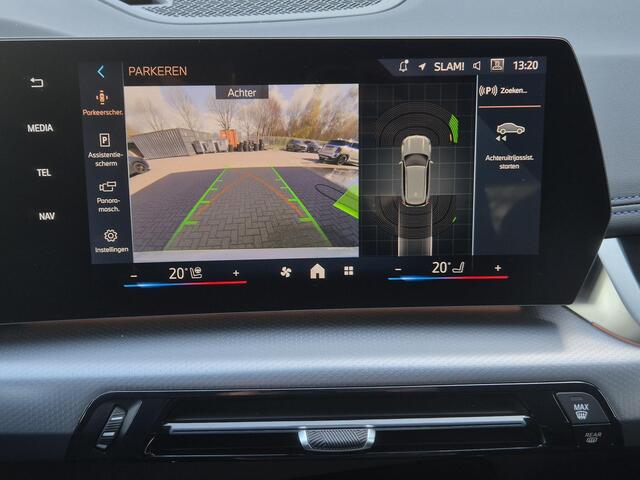 BMW X1 xDrive25e M-Sport Automaat / Accu SOH 96,33% / Trekgewicht 1.700 kg / Stuur- & Stoelverwarming / elektrisch achterklep / Apple Carplay Android Auto / Harman Kardon Audio Systeem / Achteruitrijcamera / cruise control adaptief /