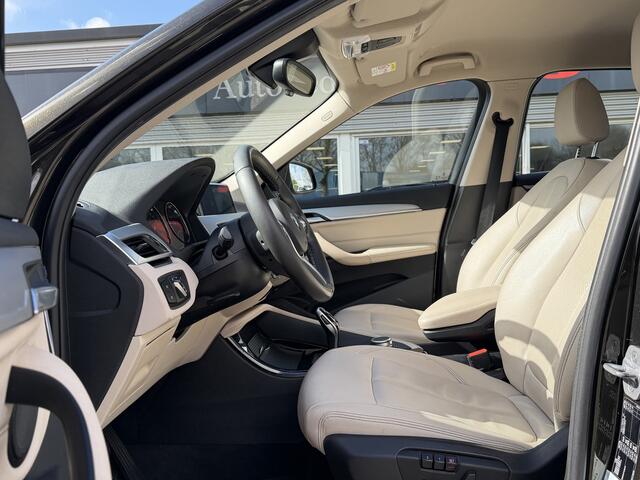 BMW X1 sDrive20i | Leder | Memory | Camera | HUD | Trekhaak