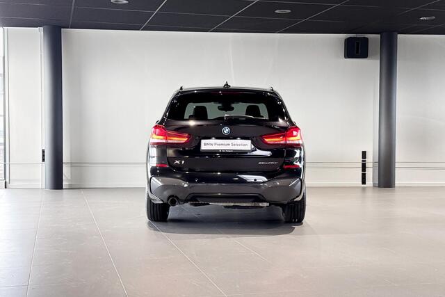 BMW X1 xDrive25e | M Sport | Comfort Access | Stoelverwarming | Head-Up display |