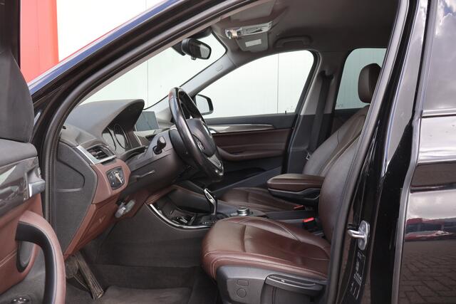 BMW X1 sDrive16d High Executive Aut. | HUD | Leder | Trekhaak |