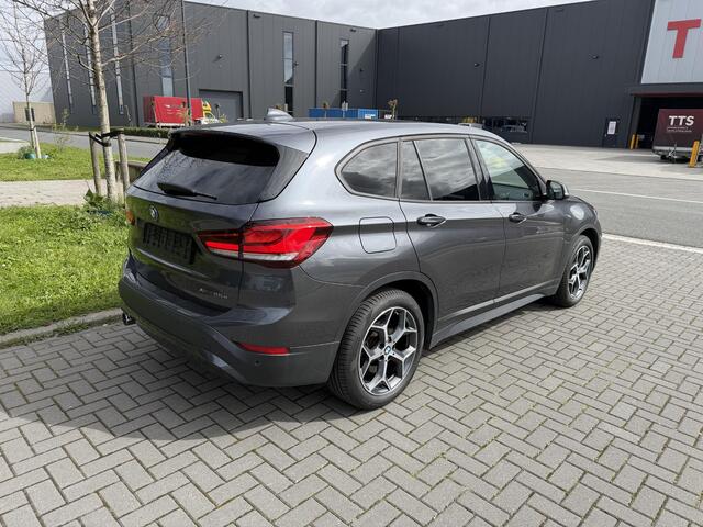 BMW X1 xDrive25e Exec. Carplay, Camera, Sportstoel , LED