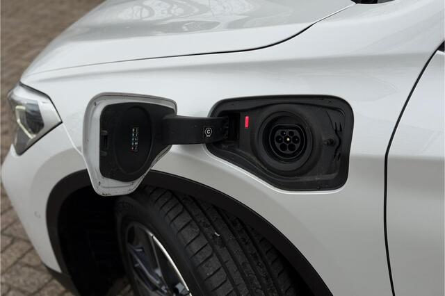 BMW X1 xDrive25e | LED | PDC V + A | Elektrische Klep | 15 x op voorraad