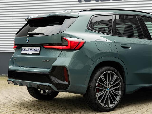 BMW X1 sDrive18i M-Sport Pro - Pano - Memoryzetel - Trekhaak - ACC - Head-Up - Harman Kardon