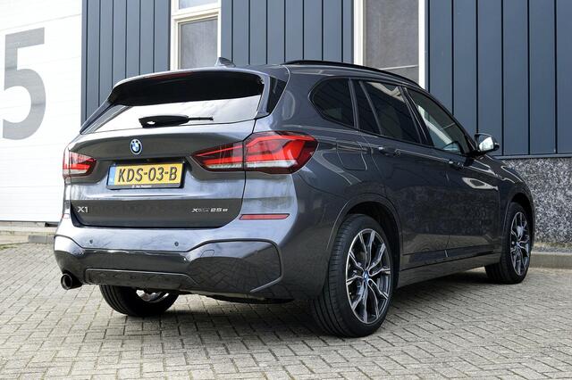 BMW X1 xDrive25e M-Sport Rijklaarprijs-Garantie SOH 96% Panoramadak Leder Interieur Led Apple carplay