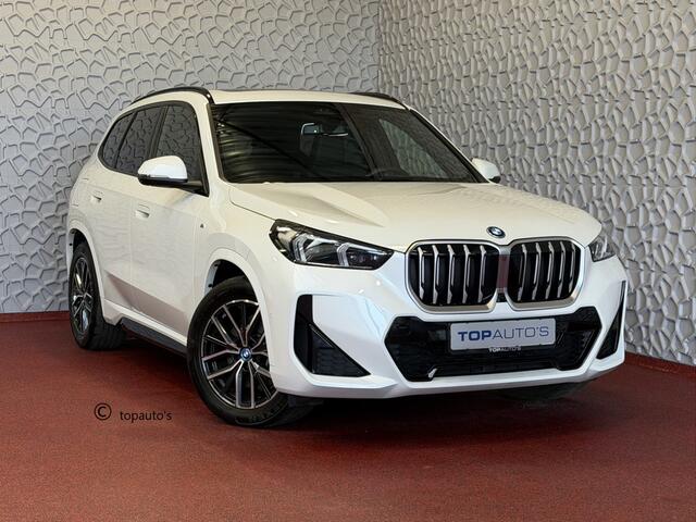 BMW X1 XDRIVE 25E M-SPORT LED PANO.SCHUIFDAK ELEK.KLEP NAVI STOELVERW M-SHADOW LINE ELEK.STOEL ZWARTE.HEMEL 2025 PHEV PLUG IN HYBRID AWD 4X4 4WD ? Top Auto's. Al 30 Jaar uw Bmw Specialist in , BMW M / M Sport / PHEV / HEV / Hybrid / Mhev / 25e / 30e / xDrive25e
