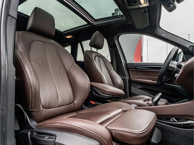 BMW X1 xDrive20i High Exe M-Sport PANO 19 INCH HARMAN KARDON HUD CAMERA SHADOW