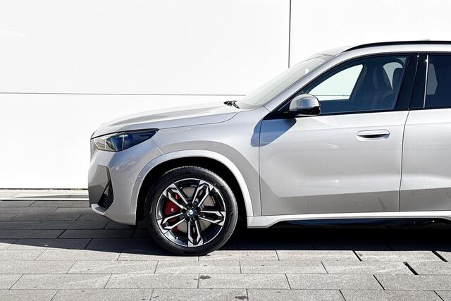 BMW X1 sDrive20i M Sportpakket Pro | Driving Assistant Plus | Innovation Pack | Comfort Pack | Travel Pack | Huisselectie