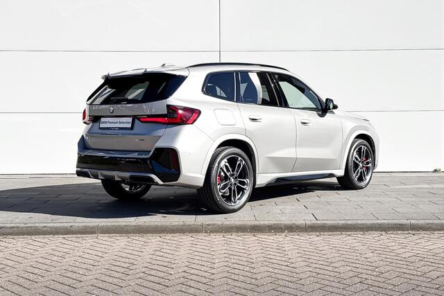 BMW X1 sDrive20i M Sportpakket Pro | Driving Assistant Plus | Innovation Pack | Comfort Pack | Travel Pack | Huisselectie