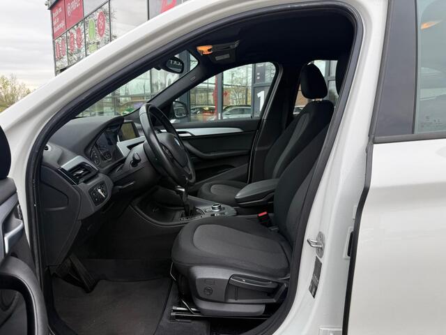 BMW X1 sDrive18i Centennial Executive *Trekhaak*