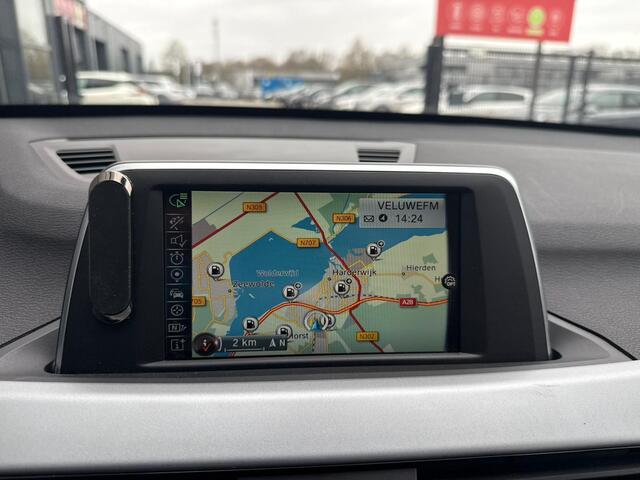 BMW X1 sDrive18i Centennial Executive *Trekhaak*