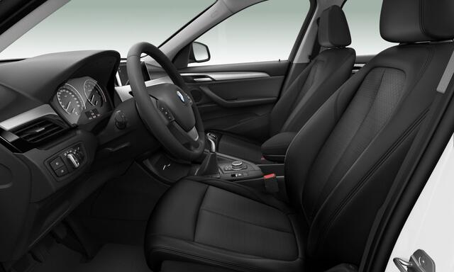 BMW X1 sDrive18i | 18" | Park ass. | Stoelverw. | Elek. kofferklep