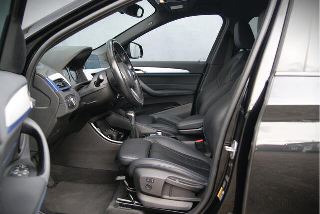 BMW X1 xDrive25e 220PK M-Sport Aut Shadow/Navi/Camera/HIFI/Stoelverwarming/Leer