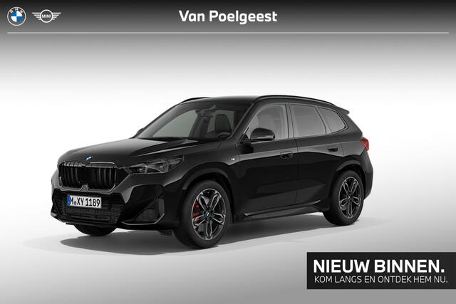 BMW X1 sDrive20i M-Sport Pro / Harman Kardon / Driving Assistant Plus / Adaptieve LED koplampen / Trekhaak Zwenkbaar / 19 Inch