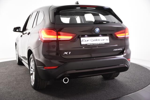 BMW X1 xDrive25e *1ste eigenaar*Navigatie*PDC*Standkachel*
