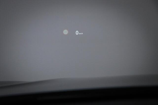 BMW X1 sDrive18i High Executive Edition | XLINE / PARKING- PACK | HEAD UP | LEDER | STOELVERWARMING | CAMERA | 18"