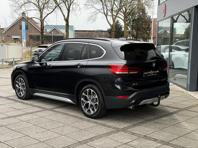 BMW X1 Aut. xDrive25e Executive Edition | SoH 85% | Trekhaak | Navi | Sfeer Verlichting |