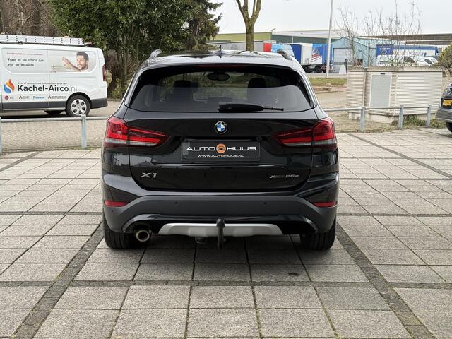 BMW X1 Aut. xDrive25e Executive Edition | SoH 85% | Trekhaak | Navi | Sfeer Verlichting |