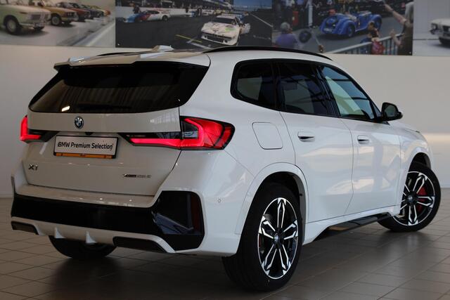 BMW X1 xDrive25e | M Sportpakket Pro | Panorama Dak | Comfort Access | Elektr. Trekhaak