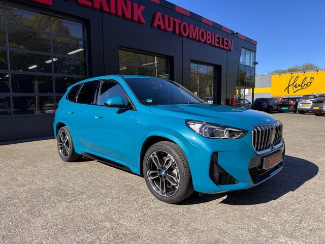BMW X1 XDRIVE30E INDIVIDUAL BJ.2023 LEDER TREKHAAK