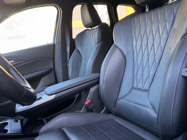 BMW X1 XDRIVE30E INDIVIDUAL BJ.2023 LEDER TREKHAAK