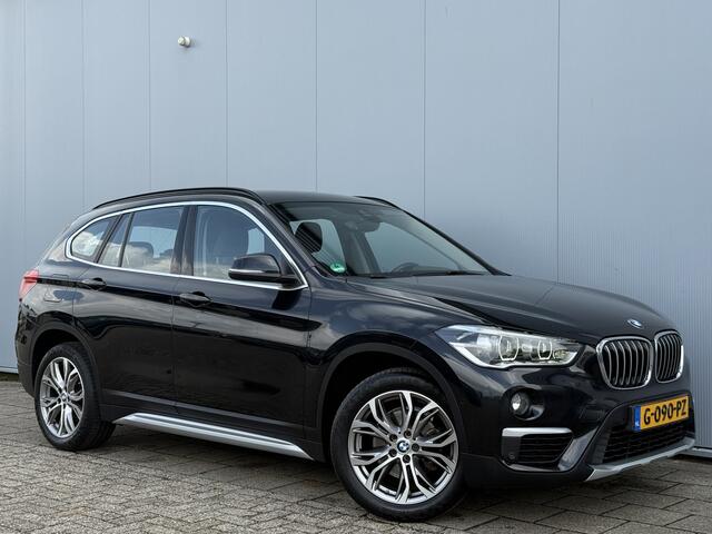 BMW X1 sDrive18i High Executive Automaat/Trekhaak/Camera.