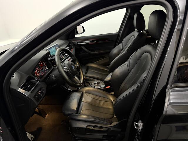 BMW X1 M-Sport sDrive20i High Executive Leder, Navi, Parkeersensoren, Head-up display, Elektrische achterklep, Keyless start, Stoelverwarming