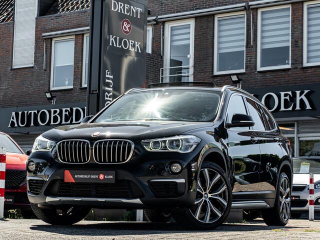 BMW X1 sDrive20i ORG NL HIFI PANO HUD 19 INCH LEDER LED