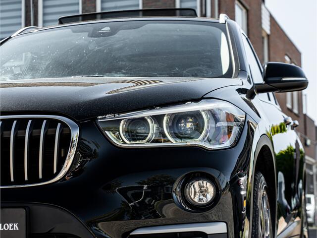 BMW X1 sDrive20i ORG NL HIFI PANO HUD 19 INCH LEDER LED