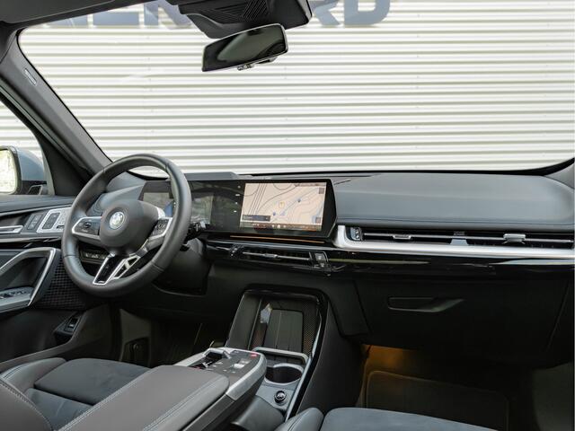 BMW X1 xDrive30e M-Sport Pro - M-Zetels - Full-Option - NP76.000
